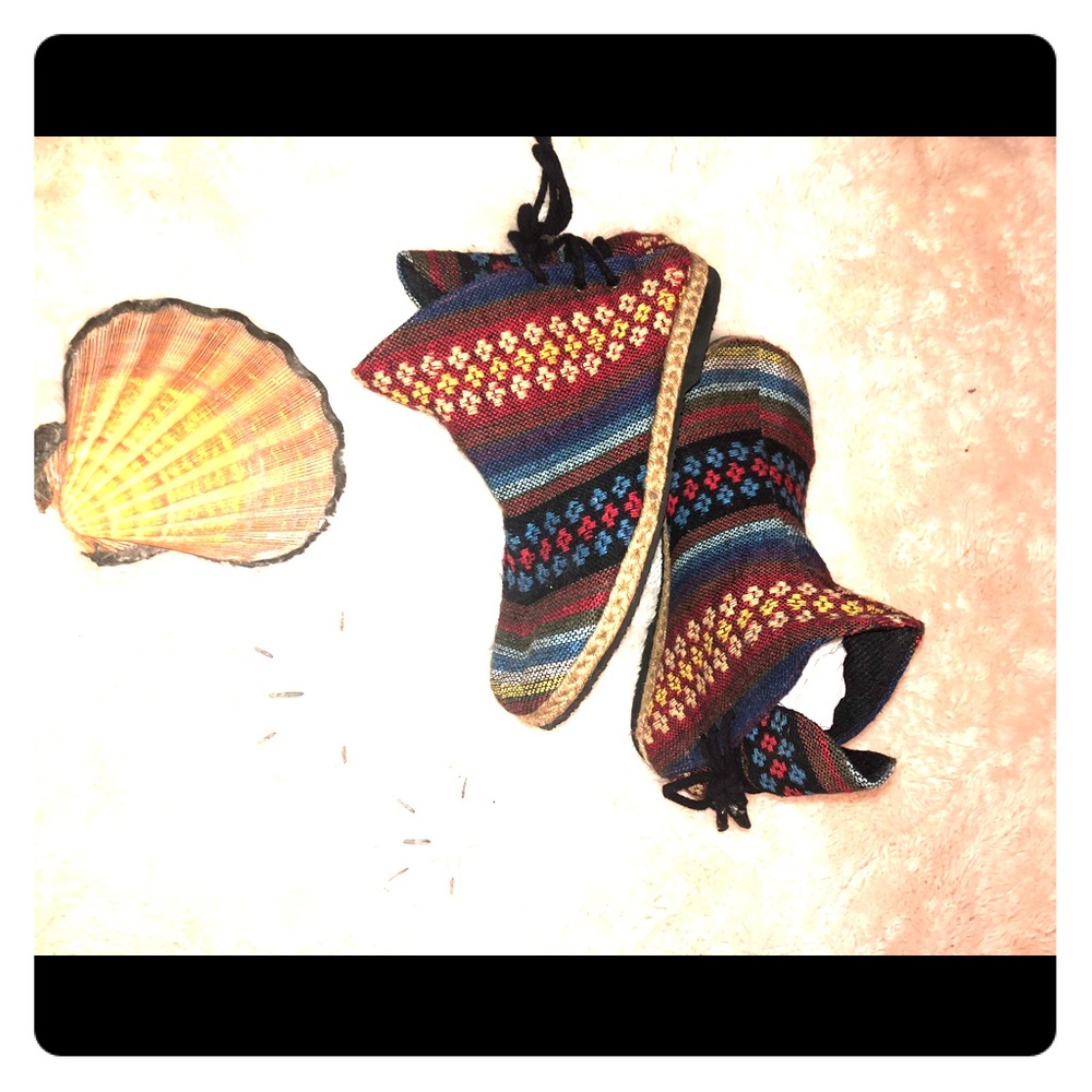Cute tapestry fabric shoes from Thailand